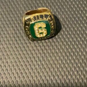 Bill Russell Commemorative Ring - Green and Gold